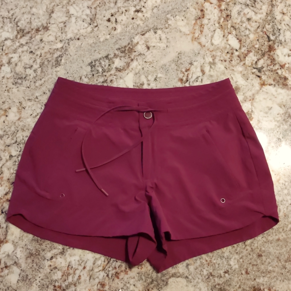Athleta size 0 athletic shorts